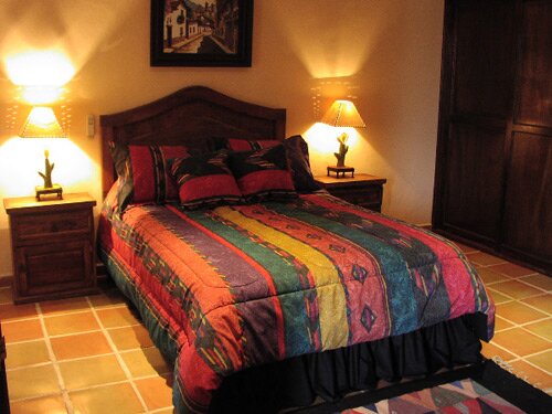 Мексиканский стиль интерьера, Дизайн интерьера в мексиканском стиле, Спальня в мексиканском стиле